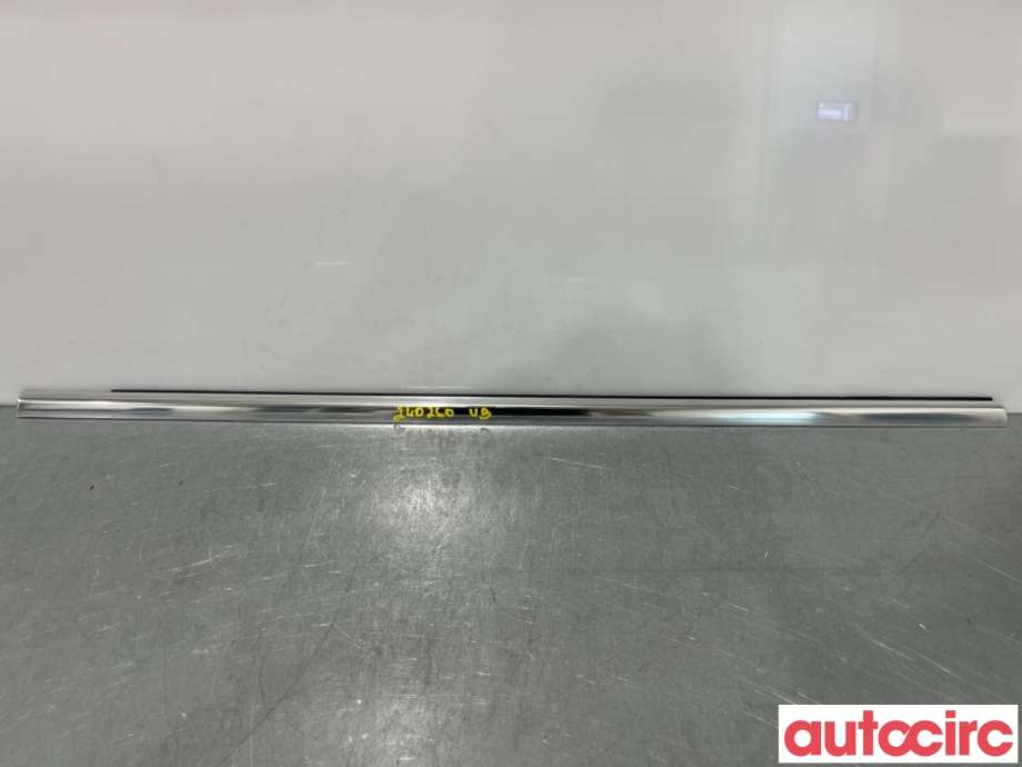 Lister til Volvo XC70, 2008-2013 (Type II, Fase 1)  (VOLVO|31301880)