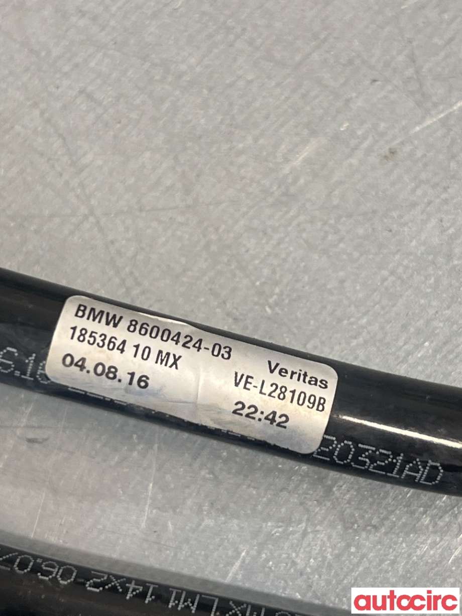Diverse deler til BMW X5 2013-2018 (F15) (F15) (BMW|17228600424||8600424-03)