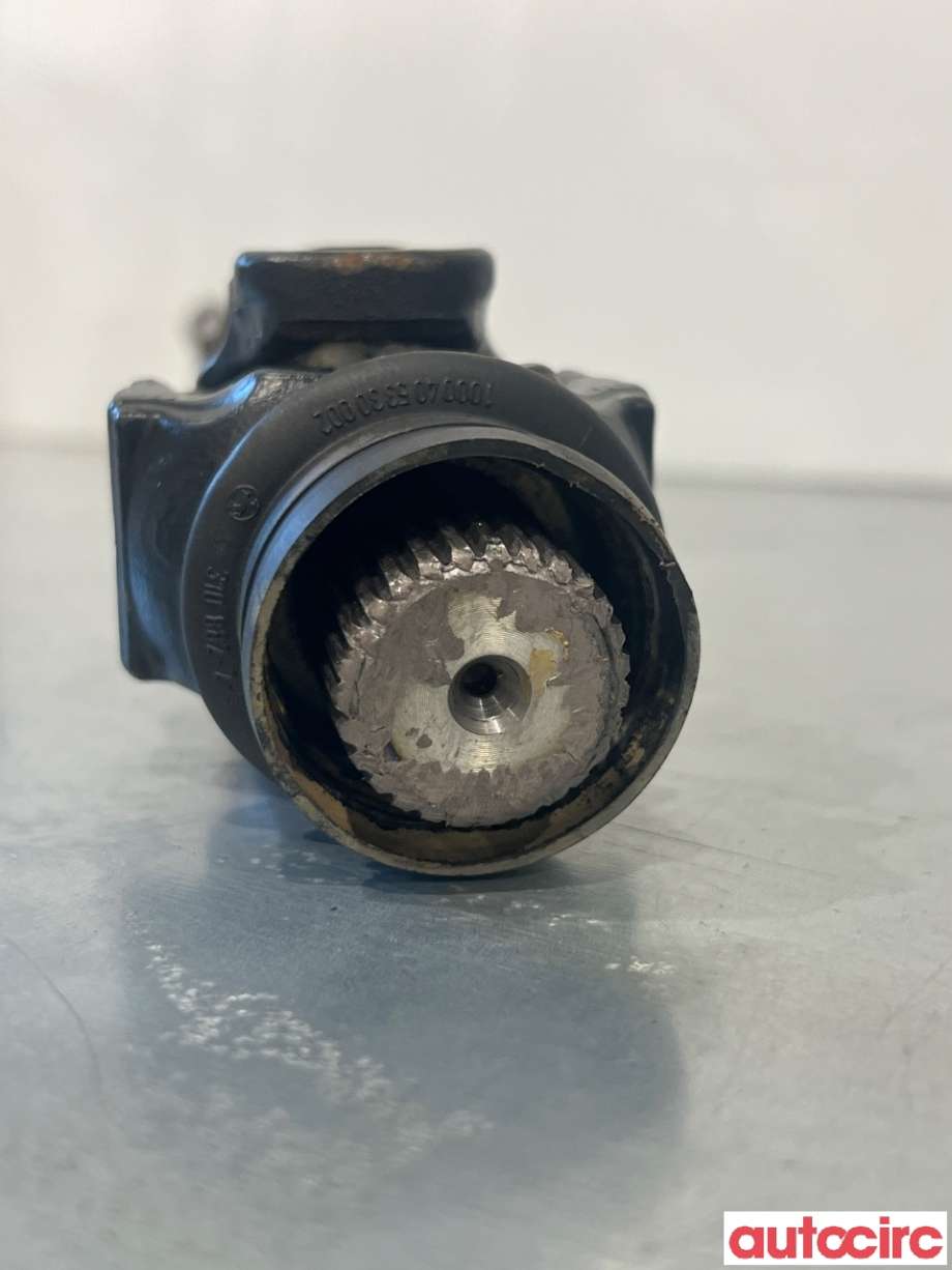 Mellomaksel fremre til BMW X5 2013-2018 (F15) (F15) (BMW|26209425908||8611252)