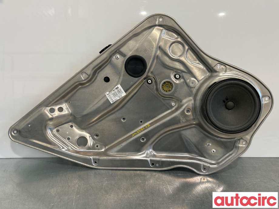 Ruteheis til Mercedes E-Klasse 2009-2013 (Fase 1) (W212) (W212) (MERCEDES|A2127301779|981694-104|)