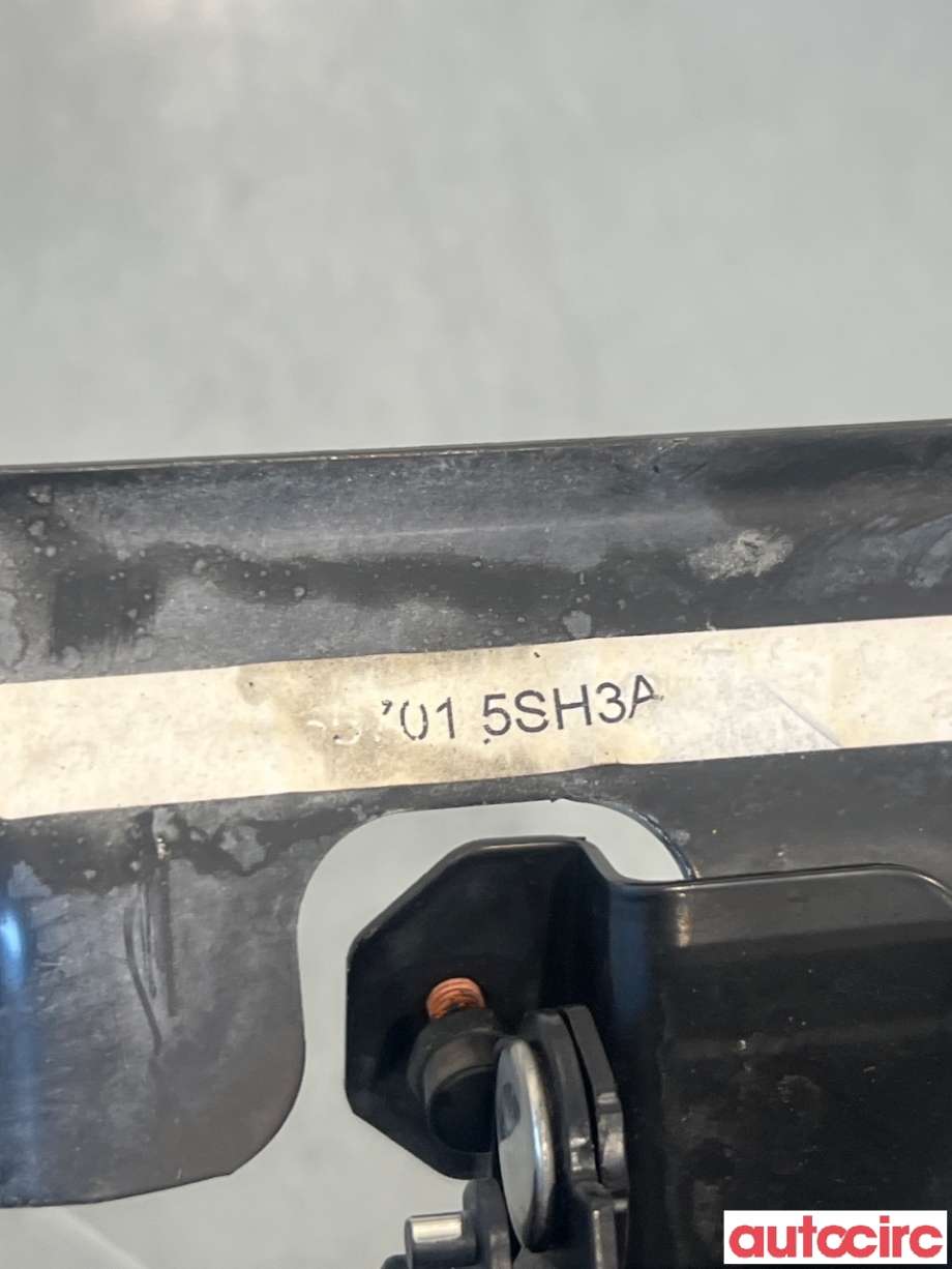 Batterilader inntak/luke til Nissan Leaf 2018-->> (Type II)  (NISSAN|657015SH1A||657015SH3A)