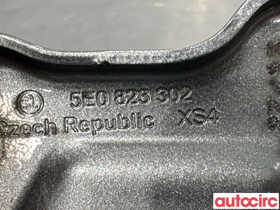Panserhengsler til Škoda Octavia 2013-2016 (Type III, Fase 1) (SKODA|5E0823302|)