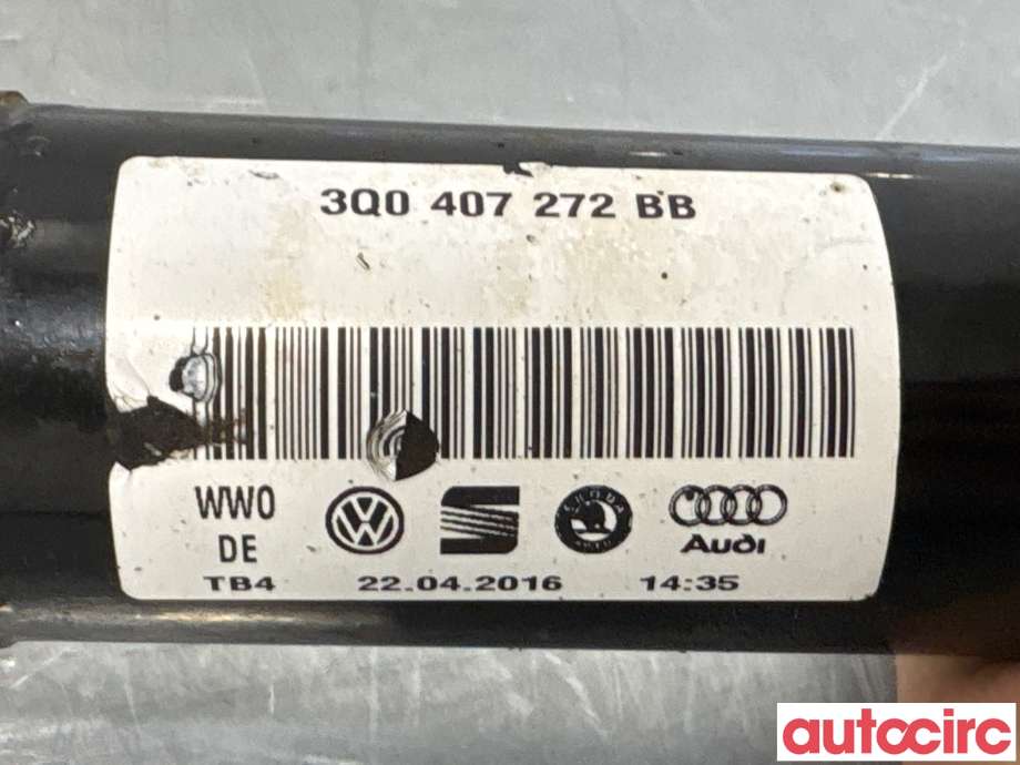 Drivaksel høyre foran til Škoda Superb 2015-->> (Type III) (SKODA|3Q0407272BB|)