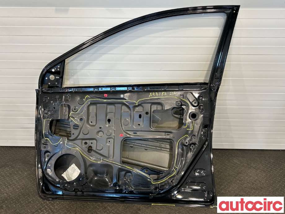 Dør høyre foran til Toyota Auris 2015-2019 (Type II, Fase 2)  (TOYOTA|6700102540)