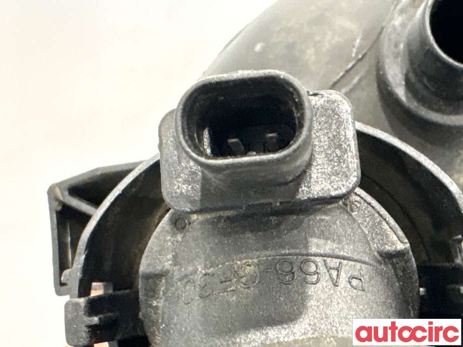 Luftslange innsug til BMW X5 2013-2018 (F15) (F15) (BMW|13717605638|70510167)