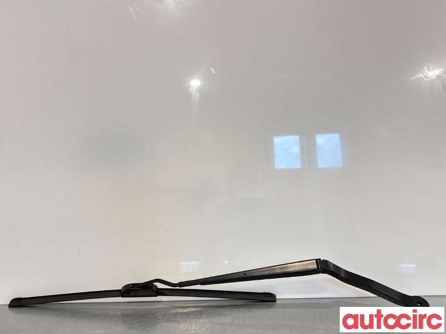 Viskerarmer frontrute til BMW X5 2013-2018 (F15) (F15) (BMW|61617304069||7304069)