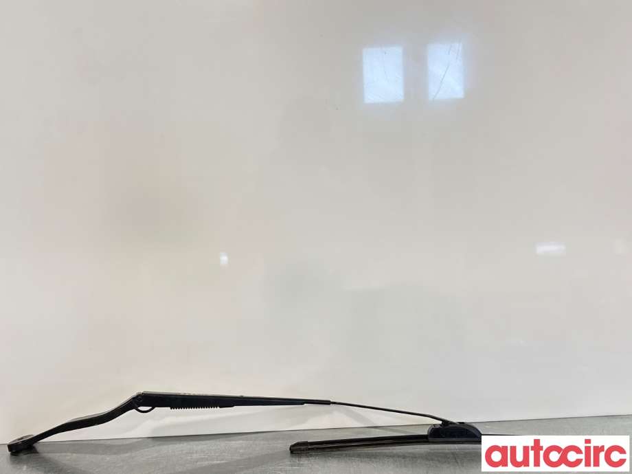 Viskerarmer frontrute til BMW X5 2013-2018 (F15) (F15) (BMW|61617304071||7304071)