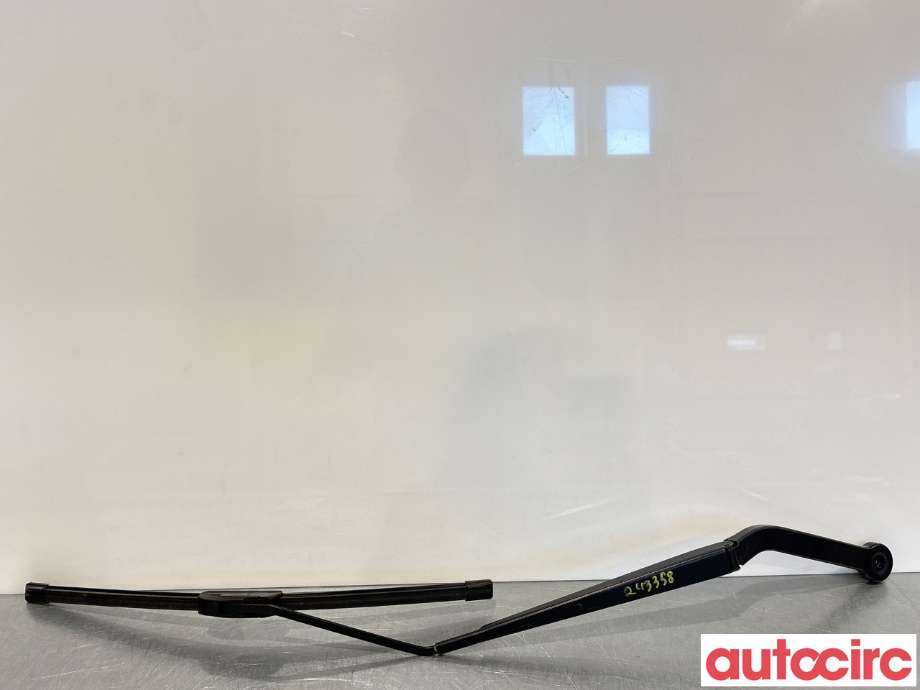 Viskerarmer frontrute til BMW X5 2013-2018 (F15) (F15) (BMW|61617304071||7304071)