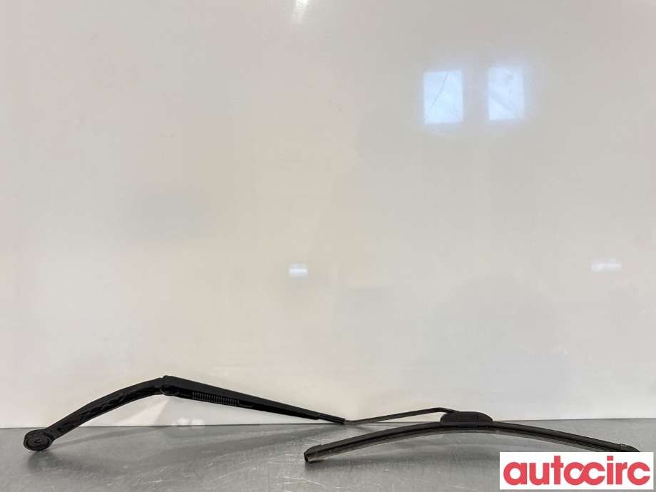 Viskerarmer frontrute til BMW X5 2013-2018 (F15) (F15) (BMW|61617304071||7304071)