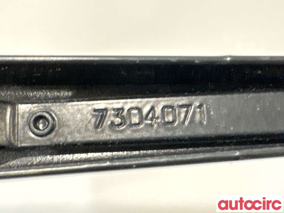 Viskerarmer frontrute til BMW X5 2013-2018 (F15) (F15) (BMW|61617304071||7304071)