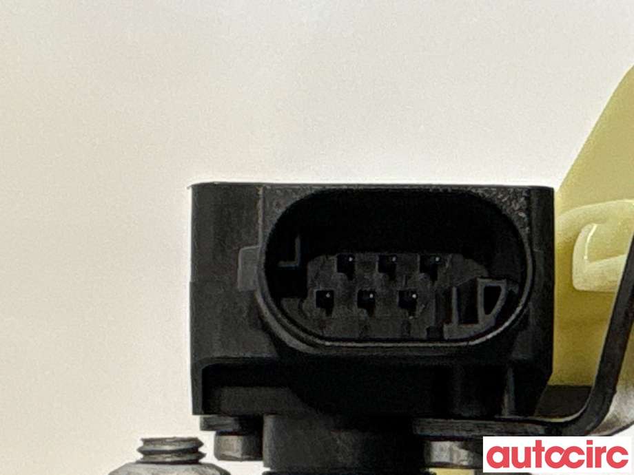 Pedal gass/brems/clutch til BMW X5 2013-2018 (F15) (F15) (BMW|35006856422|4012572B|6856422)