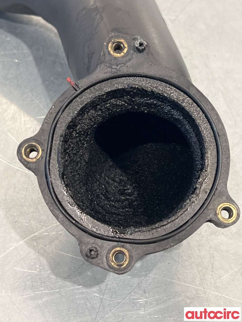 Turbo rør til Mercedes E-Klasse 2009-2013 (Fase 1) (W212) (W212) (MERCEDES|A6510903137|)