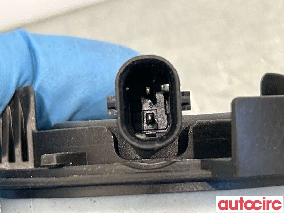 Airbag sensor høyre til Mercedes C-Klasse 2014-2018 (Fase 1) (W205) (W205) (MERCEDES|A2139051400||A2229051500)
