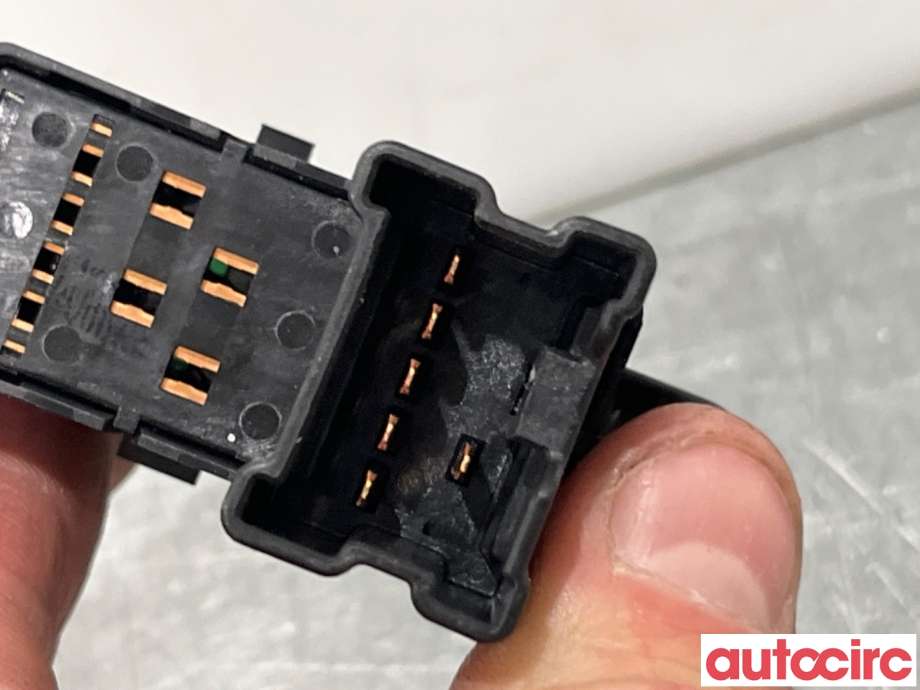 Bryter ruteheis til Nissan Qashqai 2010-2014 (Type I, Fase 2)  (NISSAN|25411BR00A|)
