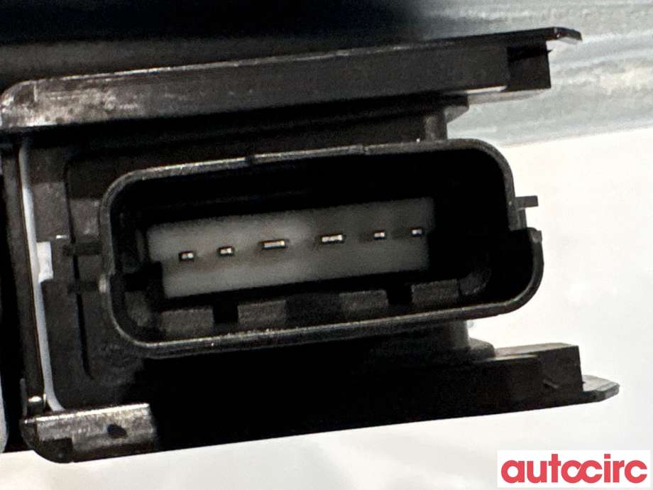 Ruteheis høyre foran til Hyundai Ioniq 5 2021-->> (HYUNDAI|82460GI010|F00S1W2392|82460-GI010)