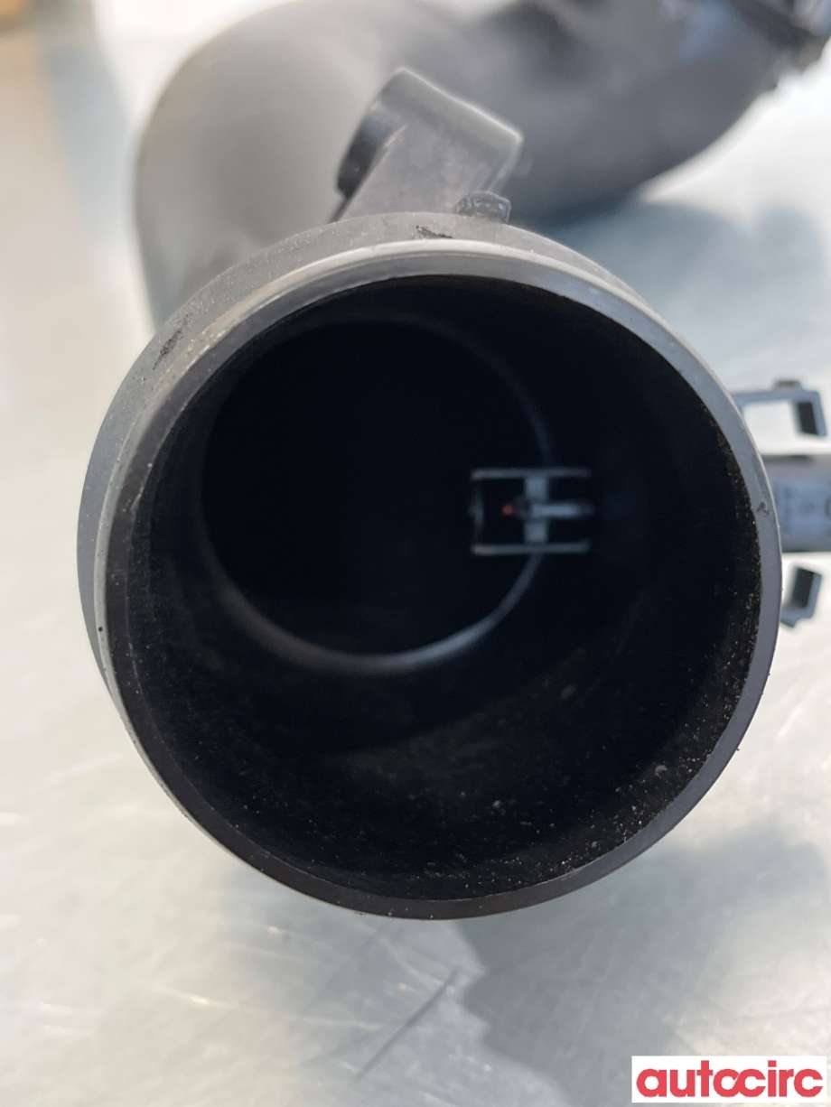 Turbo rør til Mercedes E-Klasse 2009-2013 (Fase 1) (W212) (W212) (MERCEDES|A6510900242|)