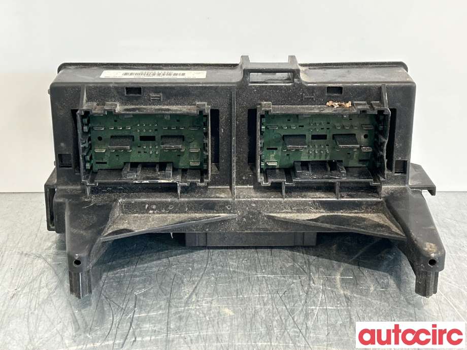 Sikringsboks til Jeep Commander 2006-2009 (JEEP|56049916AA||04692114AC)