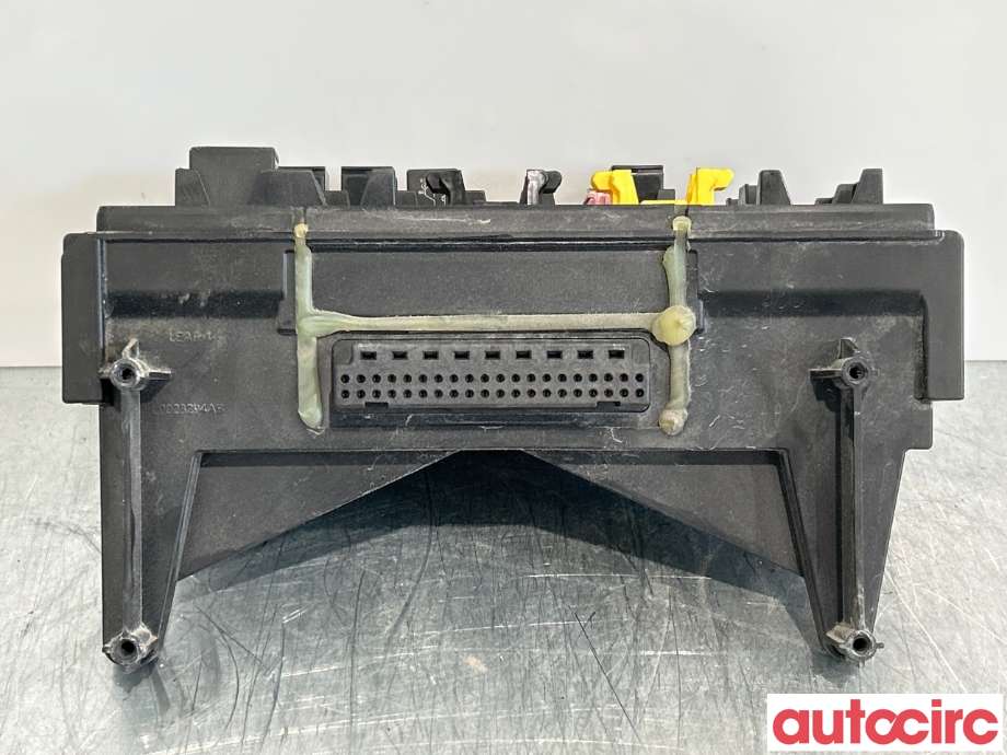 Sikringsboks til Jeep Commander 2006-2009 (JEEP|56049916AA||04692114AC)