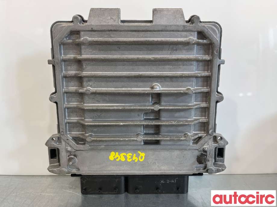 Styreenhet motor til Mercedes C-Klasse 2014-2018 (Fase 1) (W205) (W205) (MERCEDES|A2749000800|0261S08785)