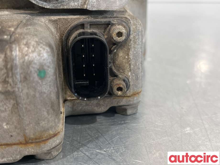 Aircondition kompressor til Mercedes C-Klasse 2014-2018 (Fase 1) (W205) (W205) (MERCEDES|A0008305600|SHS-33M4163|A0008302800)