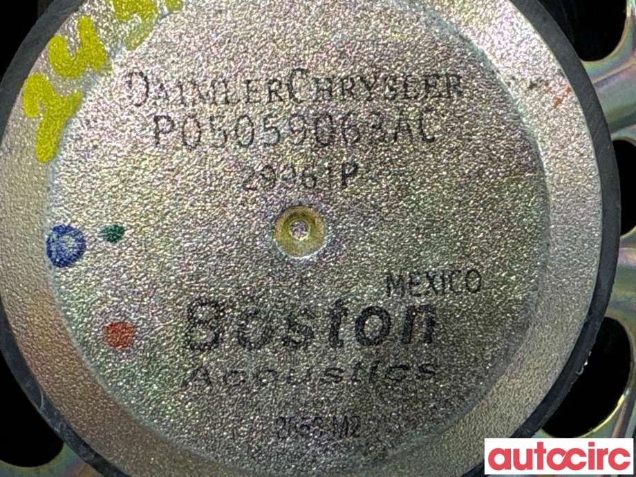 Bilstereo høyttaler til Jeep Commander 2006-2009  (JEEP|5059063AC|)