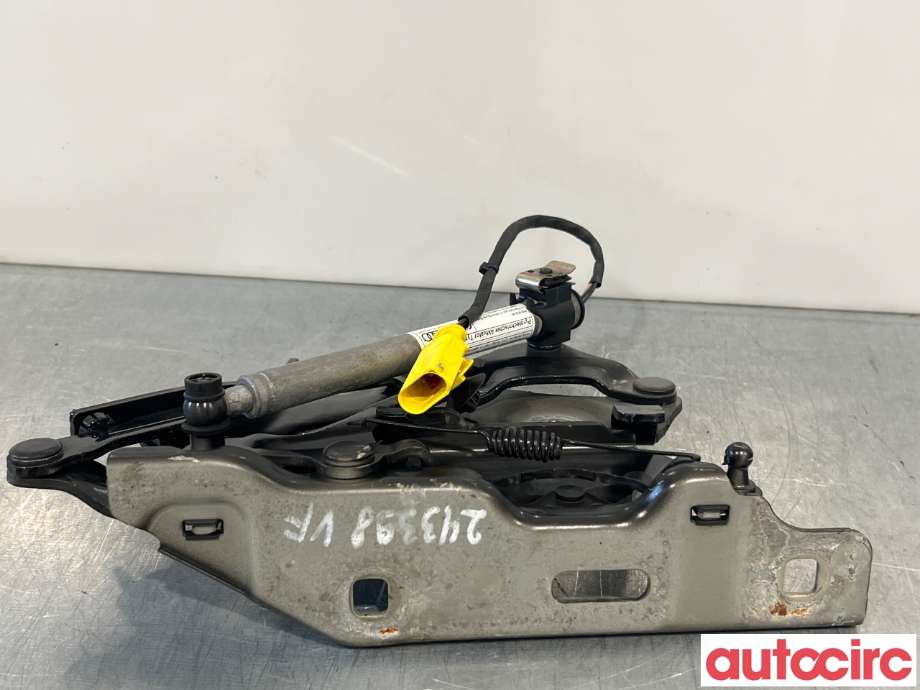 Panserhengsler til Audi A4 2015-2019 (Type V, Fase 1) (B9) (B9) (AUDI|8W0823301E|8W0823823)