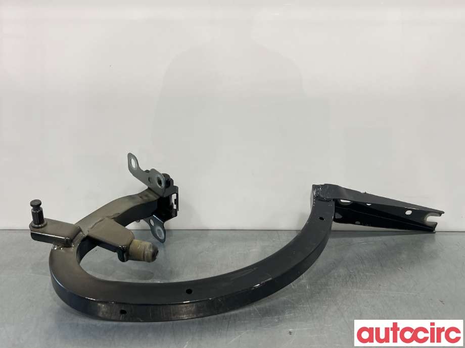 Hengsler til Audi A4 2015-2019 (Type V, Fase 1) (B9) (B9) (AUDI|8W5827301A|)