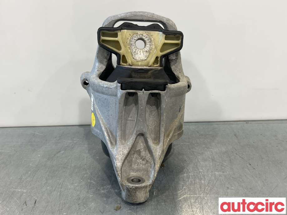 Motorfeste til Audi A4, 2015-2019 (Type V, Fase 1) (B9) (B9) (AUDI|8W0199372CD)
