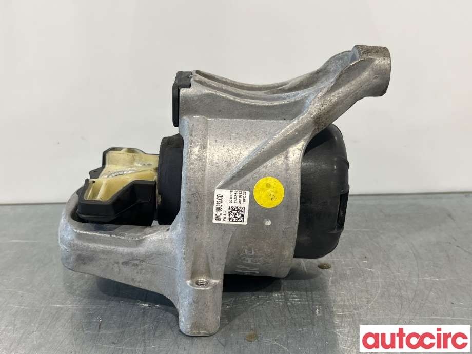 Motorfeste til Audi A4 2015-2019 (Type V, Fase 1) (B9) (B9) (AUDI|8W0199372CD|)