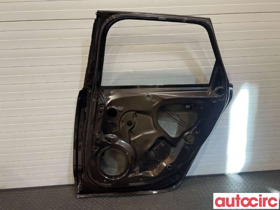 Dør høyre bak til Audi A6, Allroad 2012-2014 (Type III, Fase 1) (C7) (C7) (AUDI|4G9833052)