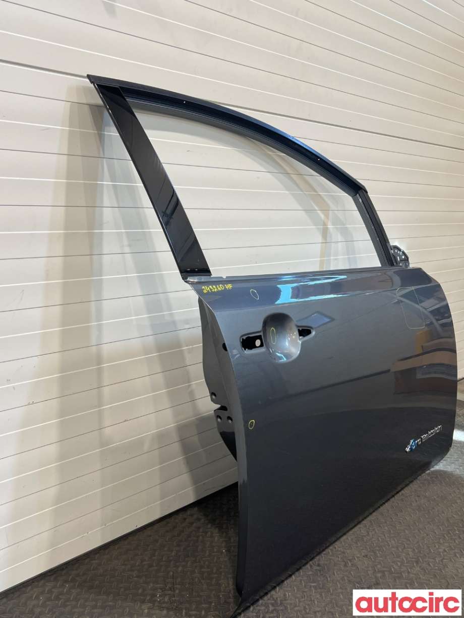 Dør høyre foran til Nissan Leaf 2018-->> (Type II)  (NISSAN|H01005SLAA)
