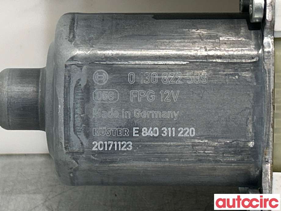 Ruteheis høyre foran til VW Caddy 2015-2020 (Type III, Fase 3)  (VOLKSWAGEN|2K5959702|S038225012)