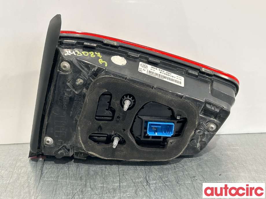 Baklykt venstre indre til VW Passat 2015-2019 (Fase 1) (B8) (B8) (VOLKSWAGEN|3G9945307D|81450101|3G9945307)