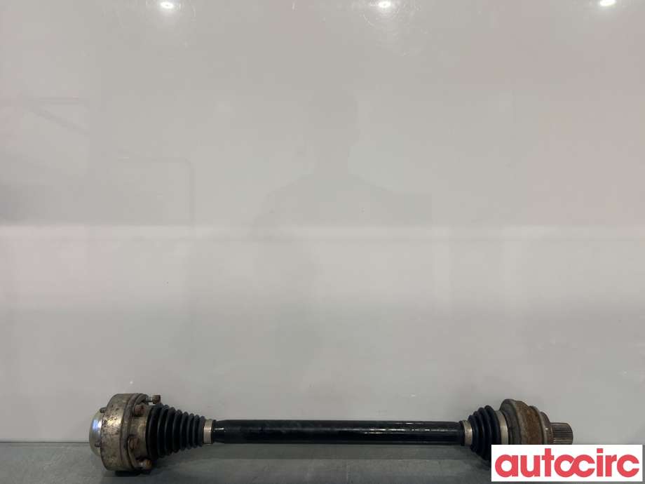 Drivaksel venstre bak til Audi A4, 2015-2019 (Type V, Fase 1) (B9) (B9) (AUDI|8W0501203D)