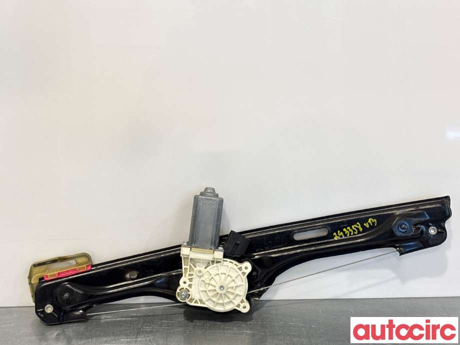 Ruteheis venstre bak til BMW X5 2013-2018 (F15) (F15) (BMW|67627322747|C11468-102|7322747)