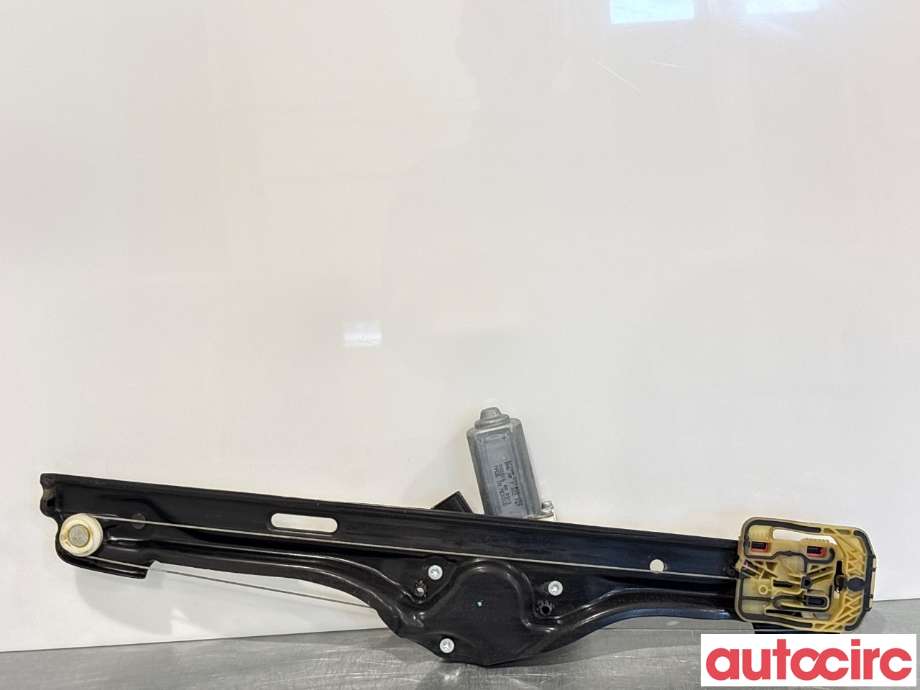 Ruteheis venstre bak til BMW X5 2013-2018 (F15) (F15) (BMW|67627322747|C11468-102|7322747)