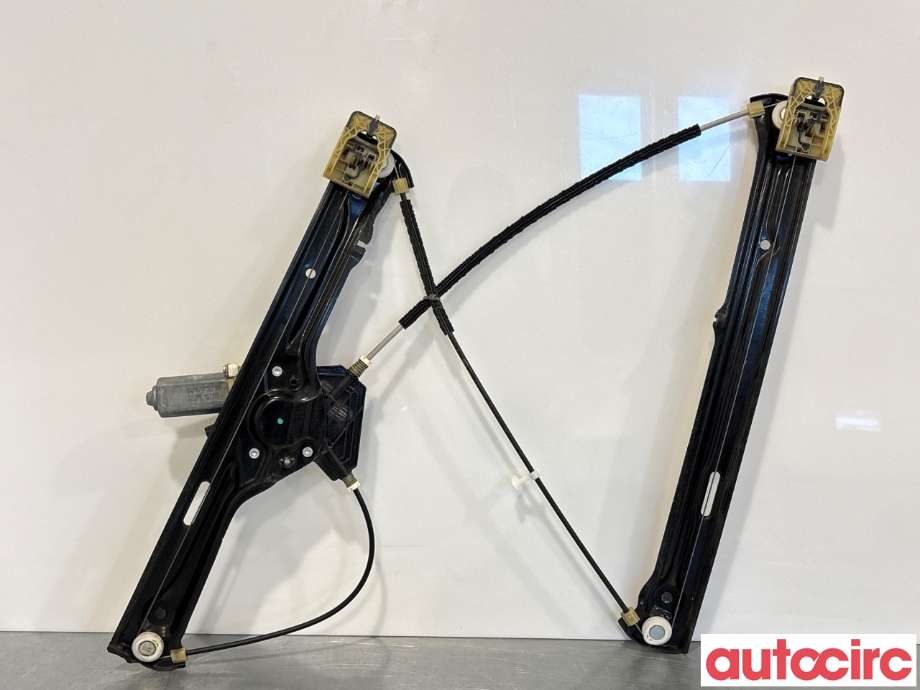 Ruteheis venstre foran til BMW X5 2013-2018 (F15) (F15) (BMW|67627322747|C11468-102|7322747)