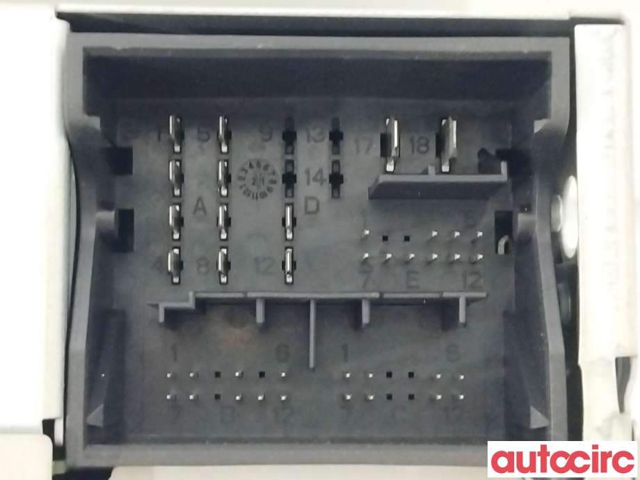 Bilstereo diverse til VW T-Cross 2019-->> (VOLKSWAGEN|3G5035820R|3G5035820F)