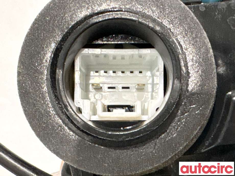 Låsekasse venstre bak til Toyota RAV4 2013-2015 (Type IV, Fase 1)  (TOYOTA|6906042021|)