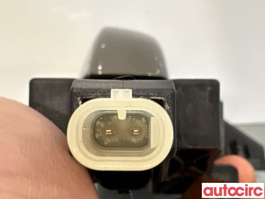 Dørhåndtak utv venstre bak til Audi A6 2011-2014 (Type IV, Fase 1) (C7) (C7) (AUDI|4H0837205B||4H0837885)