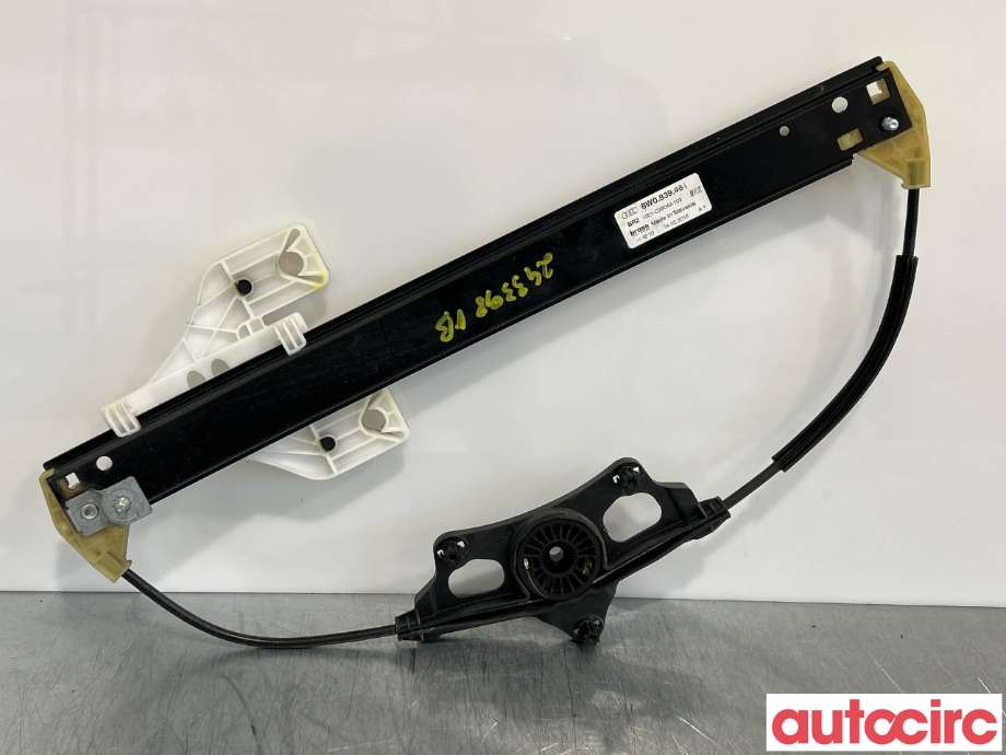 Ruteheis til Audi A4, 2015-2019 (Type V, Fase 1) (B9) (B9) (AUDI|8W0839461A)