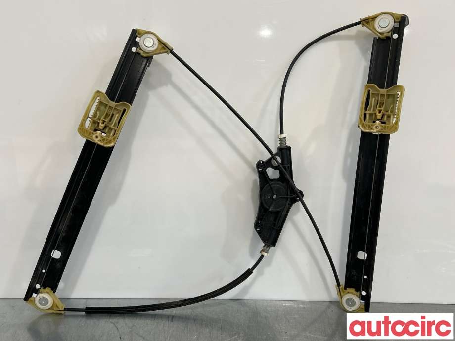 Ruteheis til Audi A4 2015-2019 (Type V, Fase 1) (B9) (B9) (AUDI|8W0837461A||8W0837461)