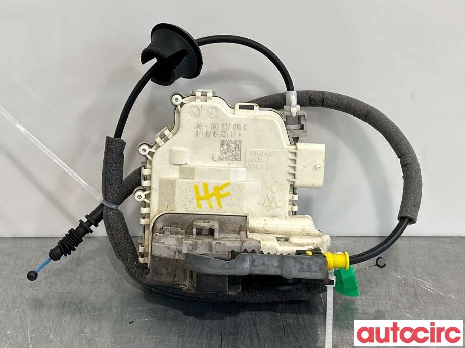 Låsekasse høyre foran til Audi A4, 2015-2019 (Type V, Fase 1) (B9) (B9) (AUDI|8X1837016C)