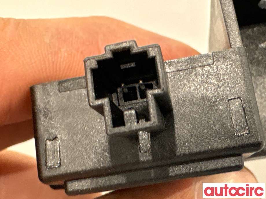 Diverse deler til Audi A6 2011-2014 (Type IV, Fase 1) (C7) (C7) (AUDI|8K0907247|)