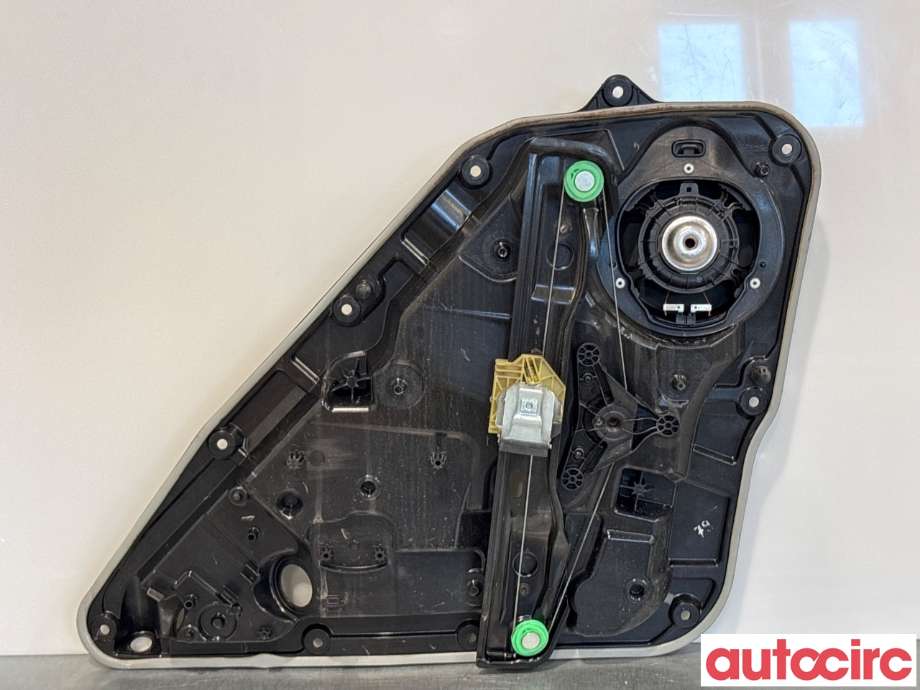 Ruteheis til Mercedes A-Klasse 2012-2018 (W176) (W176) (MERCEDES|A1767300179||A1767303800)