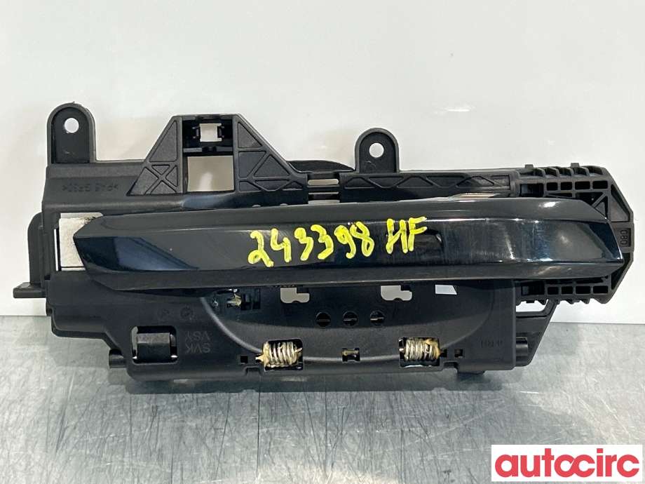 Dørhåndtak utv høyre foran til Audi A4, 2015-2019 (Type V, Fase 1) (B9) (B9) (AUDI|8W0837240)