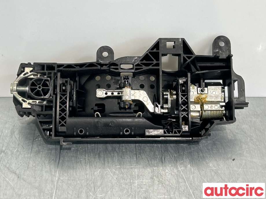 Dørhåndtak utv høyre bak til Audi A4 2015-2019 (Type V, Fase 1) (B9) (B9) (AUDI|8W0837240|8W0837812A|8W02837812A)