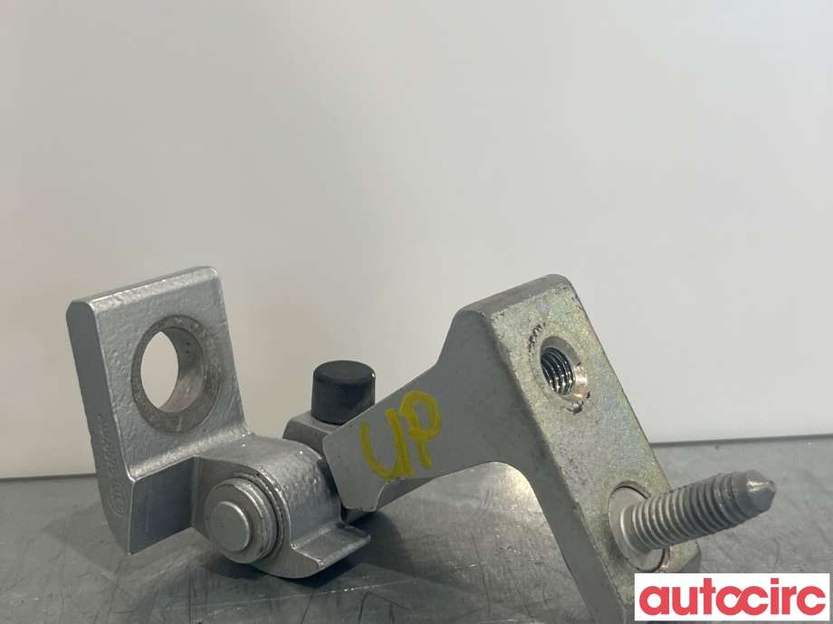 Hengsler til VW T-Cross, 2019-->>  (VOLKSWAGEN|8W0831404A)