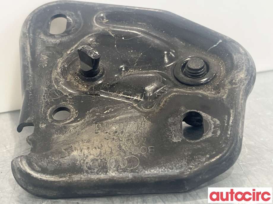 Diverse deler til Audi A6 2011-2014 (Type IV, Fase 1) (C7) (C7) (AUDI|4G0823186)