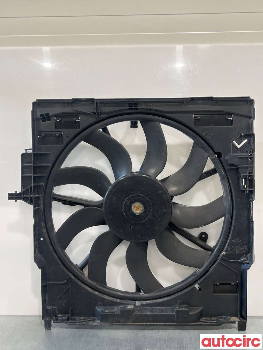 Kjølevifte til BMW X5, 2013-2018 (F15) (F15) (BMW|17427634467)